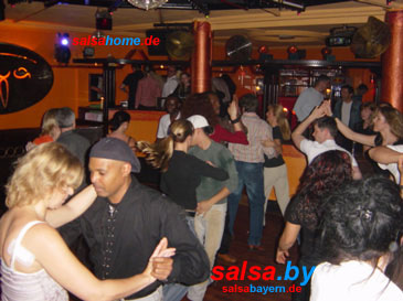 Club Goya in Aschaffenburg: Salsa-Tanz-Party am 7.5.2004 (Bild vom Club Goya)