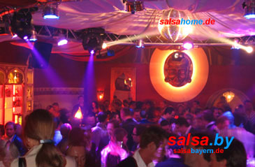 Im Karma Lounge in Murnau Salsa tanzen (Foto: Karma Lounge)